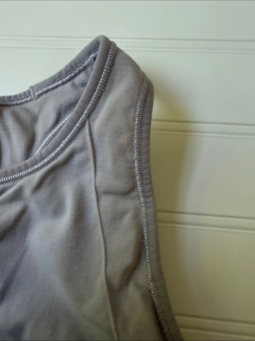 (257)lululemon athletica High-Neck Sports Bra - Light Lavender Gray